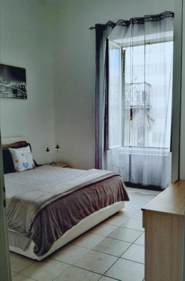 La Casa Sulla Piazzetta Apartment Albenga Luaran gambar