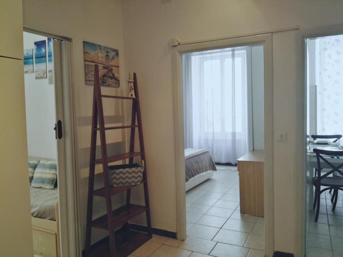 La Casa Sulla Piazzetta Apartment Albenga Luaran gambar